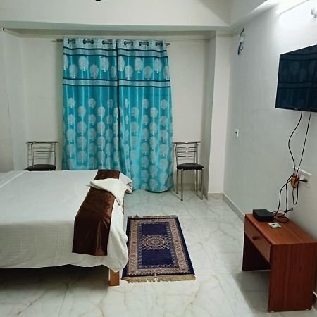 Hotel Atithi Grand 古瓦哈提 外观 照片