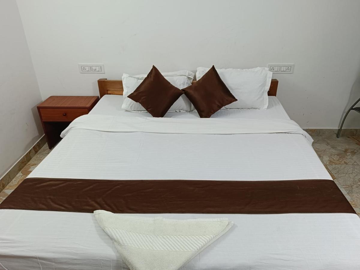 Hotel Atithi Grand 古瓦哈提 外观 照片