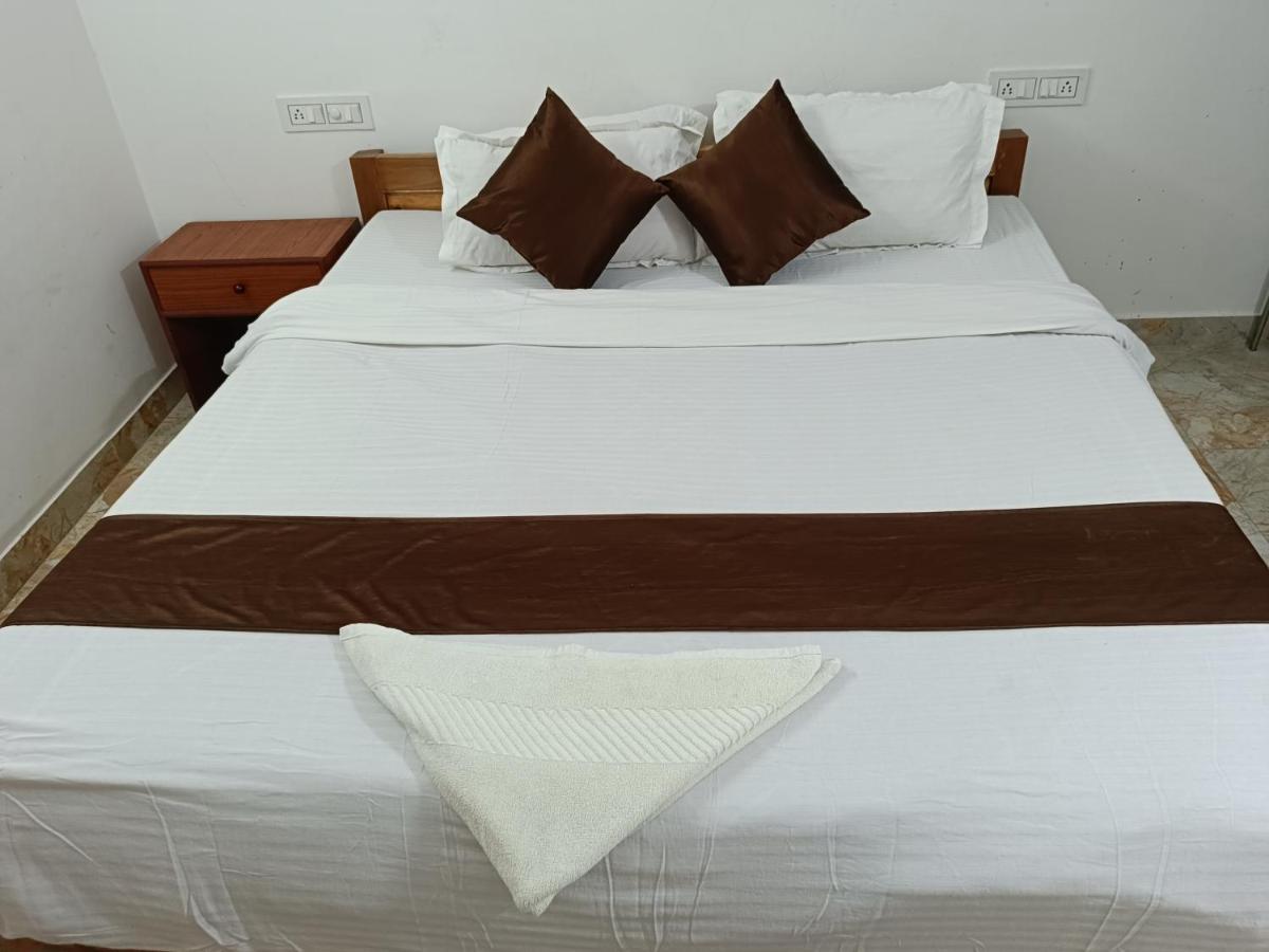 Hotel Atithi Grand 古瓦哈提 外观 照片