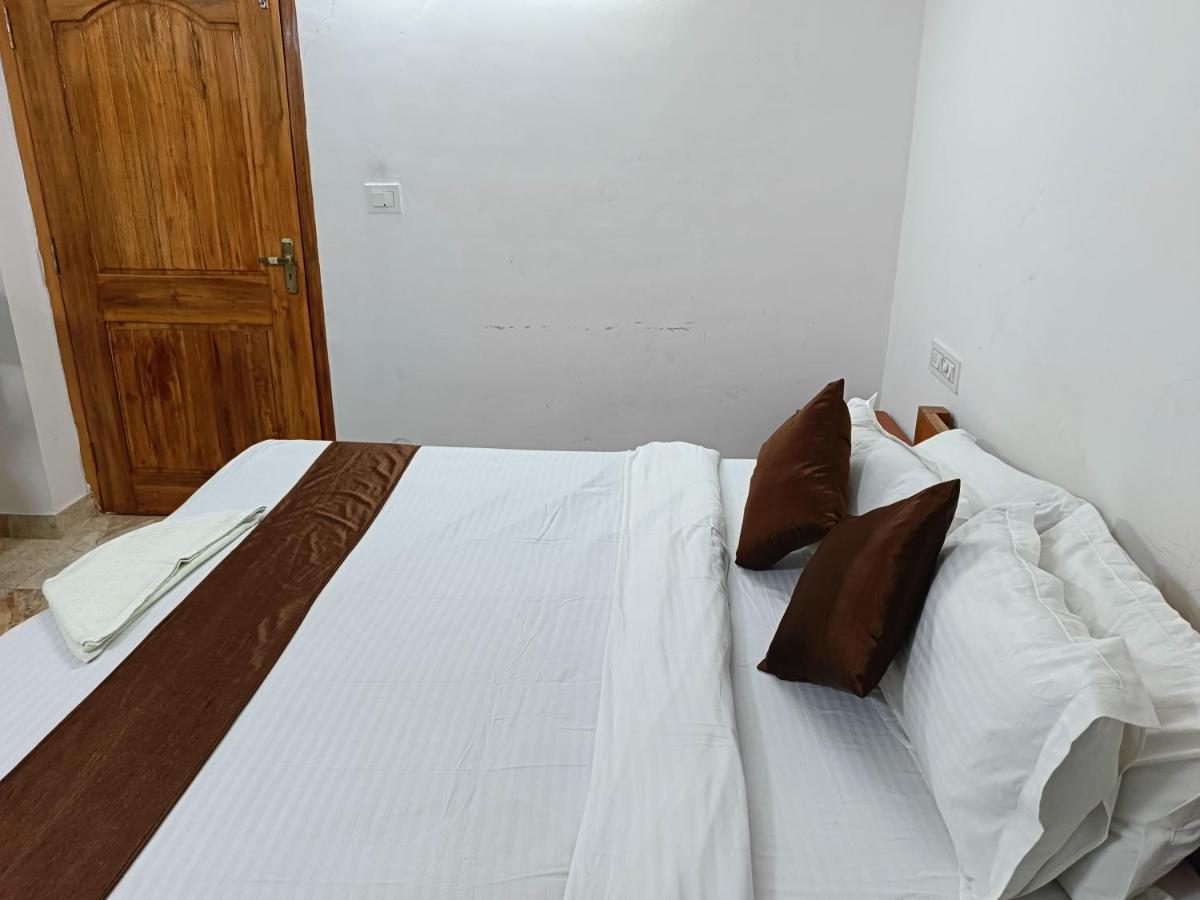 Hotel Atithi Grand 古瓦哈提 外观 照片