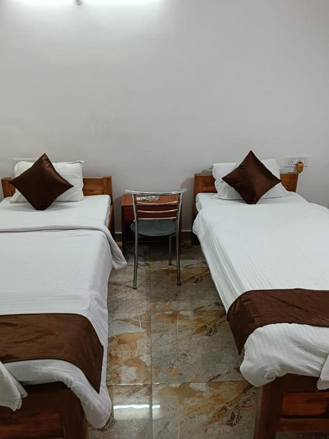 Hotel Atithi Grand 古瓦哈提 外观 照片